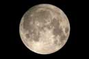 The Sturgeon Moon, August 8, 2006 - �2006 Lauri A. Kangas